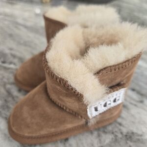 Baby UGG Booties | Tan, Large